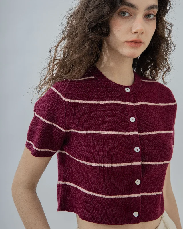 Weekend Shopping Bliss Short Sleeve Stripes Knit Top (Red Stripes)