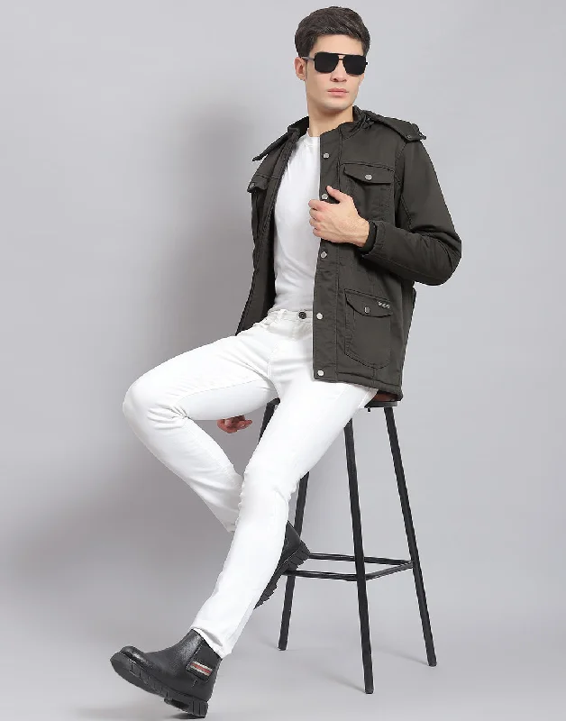 Online Exclusive Men Olive Solid Hooded Full Sleeve Jacket