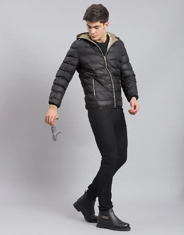 New Arrival Men Black Solid Hooded Full Sleeve Jacket