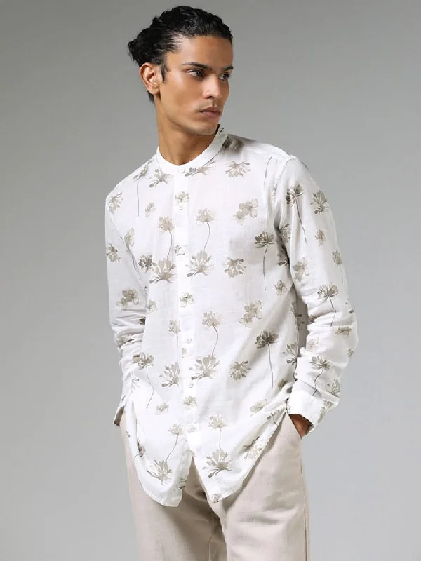 Doorbuster Deal ETA Off White Floral Printed Cotton Resort-Fit Shirt
