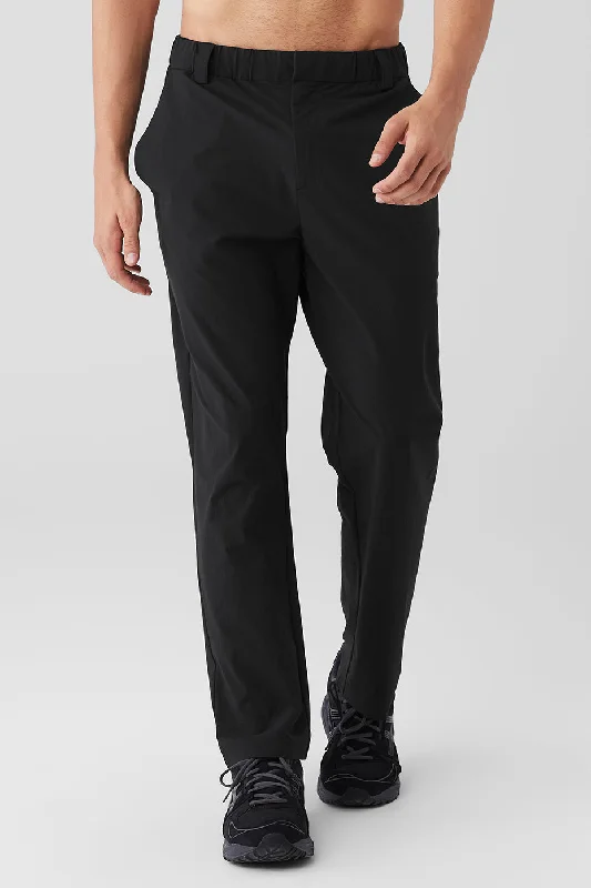 Weekend Specials to Grab Co-Op Cropped Tech Trouser - Black