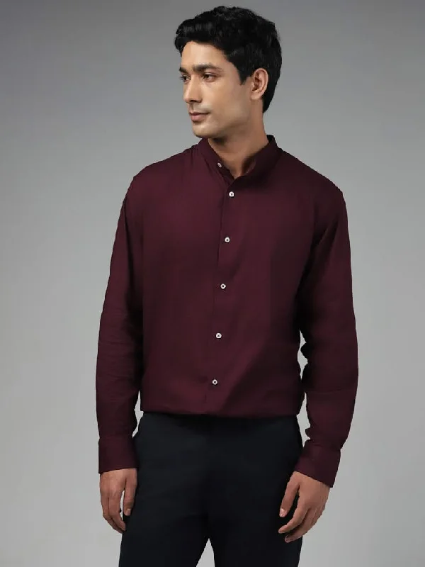 Weekend Specials to Delight Ascot Solid Wine Cotton Relaxed-Fit Shirt