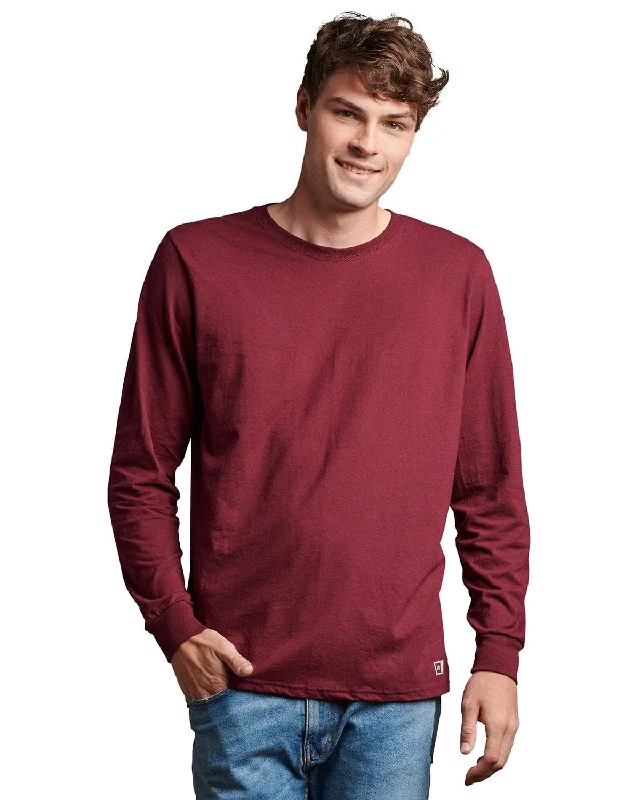 Weekend Deal Russell Athletic Unisex Essential Performance Long-Sleeve T-Shirt | Maroon Weekend Deal Russell Athletic Unisex Essential Performance Long-Sleeve T-Shirt | Maroon