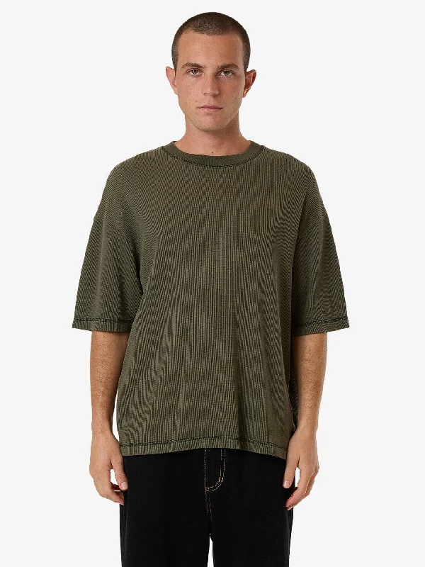 Weekend Bargains to Snag Arts & Industrial Box Fit Oversize Short Tee - Grape Leaf