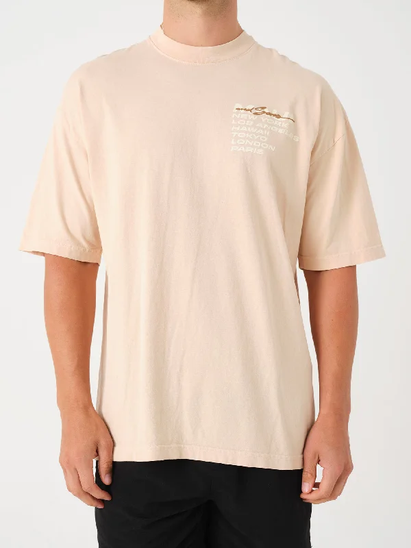 Savings Spectacular City Wave T-Shirt in Beige