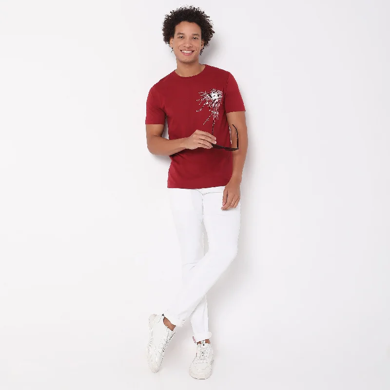 Weekend Offers That Thrill Regular Fit Graphic T-Shirt