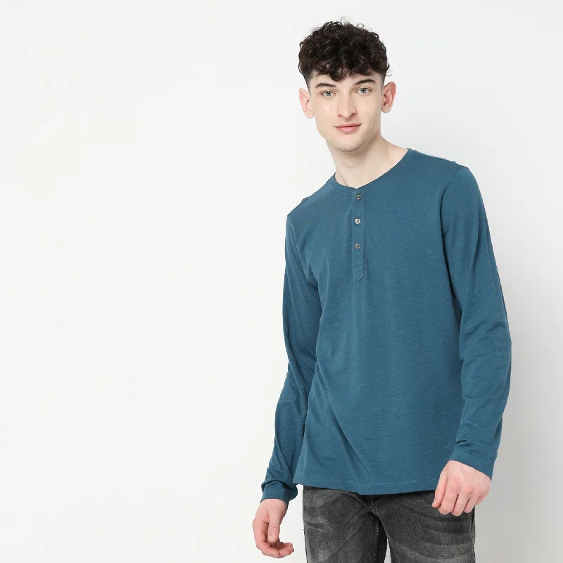 Deal Dash Regular Fit Solid T-Shirt